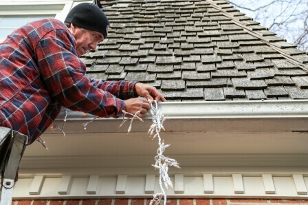 keep-your-christmas-decorations-from-getting-stolen-with-these-5-security-tips